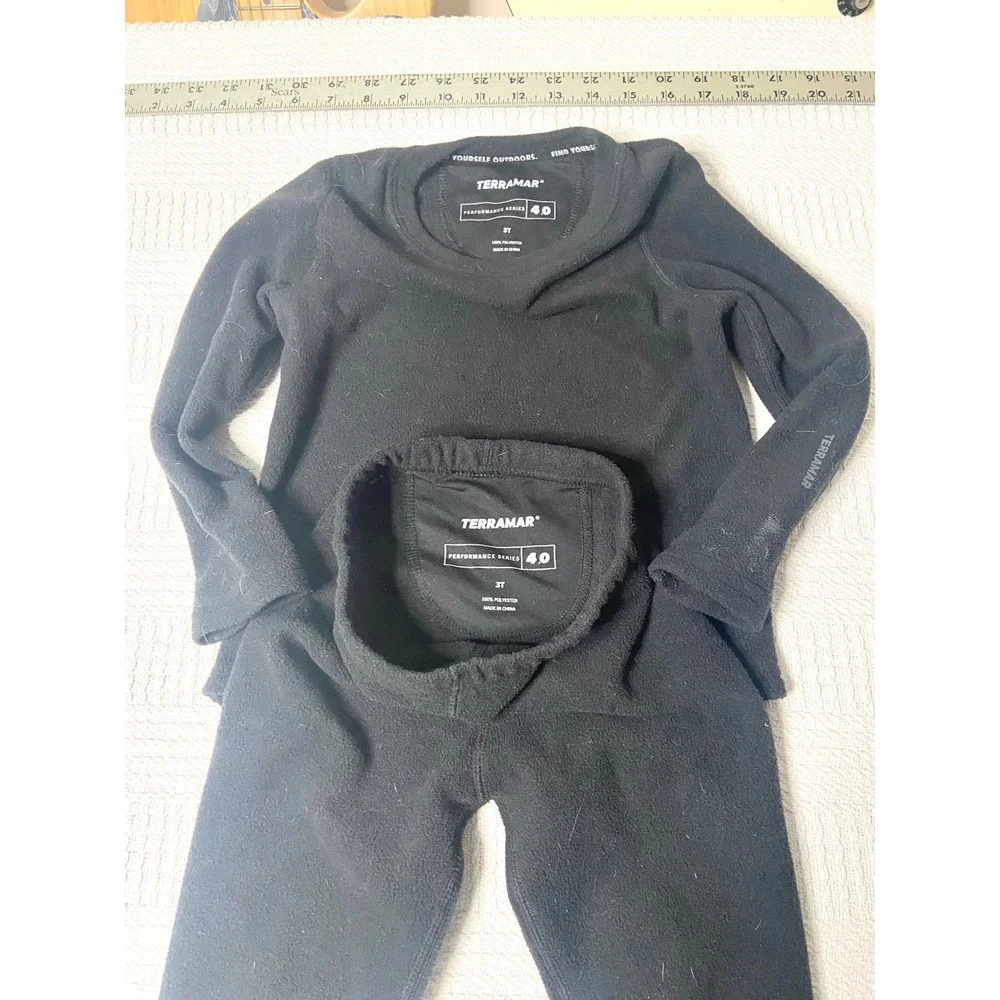 Terramar Kids 3T Black Performance Series 4.0 Fleece Thermal Base Layer Set